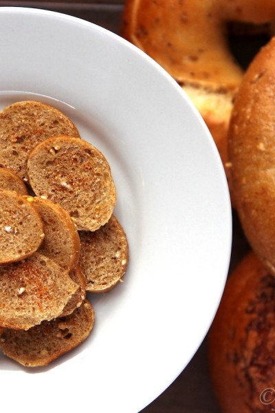 Healthy Spicy Bagel Chips {Share If You Dare!}
