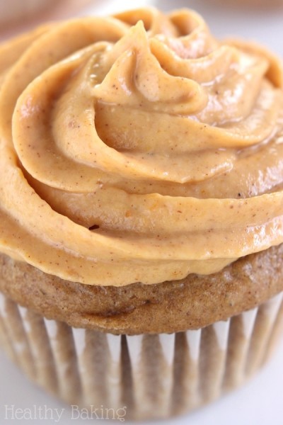 Maple Cupcakes with Pumpkin Pie Frosting