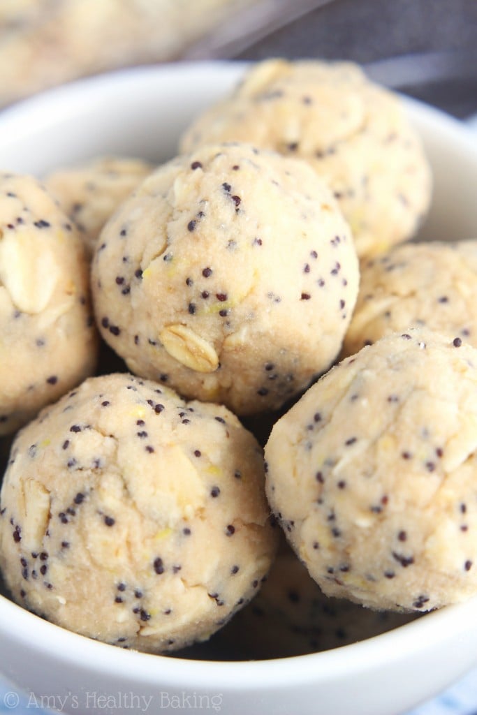 Healthy Lemon Poppy Seed Energy Bites