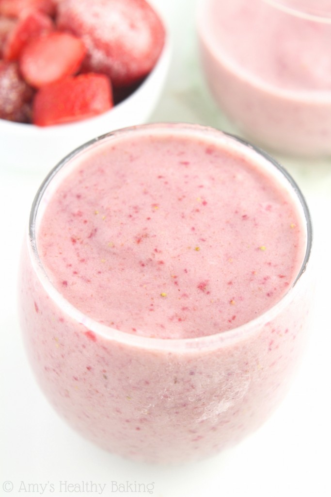 Berry Protein Smoothie (Jamba Juice Copycat) Amy's Healthy Baking