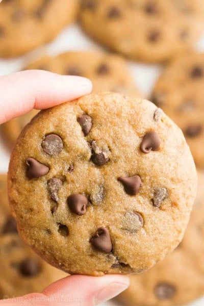 Healthy Banana Chocolate Chip Cookies
