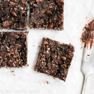 These healthy chocolate granola bars are SUPER EASY to make. Only 10 min of prep! They practically taste like brownies too! Soft-baked, double chocolate, full of oats & low calorie… Plus kid approved! Great for healthy snacks & breakfasts! (clean eating, nut free & no peanut butter!) ♡ chocolate granola bars recipe. healthy granola bars homemade no sugar. easy granola bars recipe for kids. low calorie healthy granola bars no peanut butter. chocolate granola bars homemade healthy.